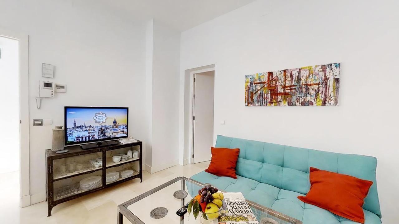 Sevilla Luxury Rentals - Alcazar Exterior photo